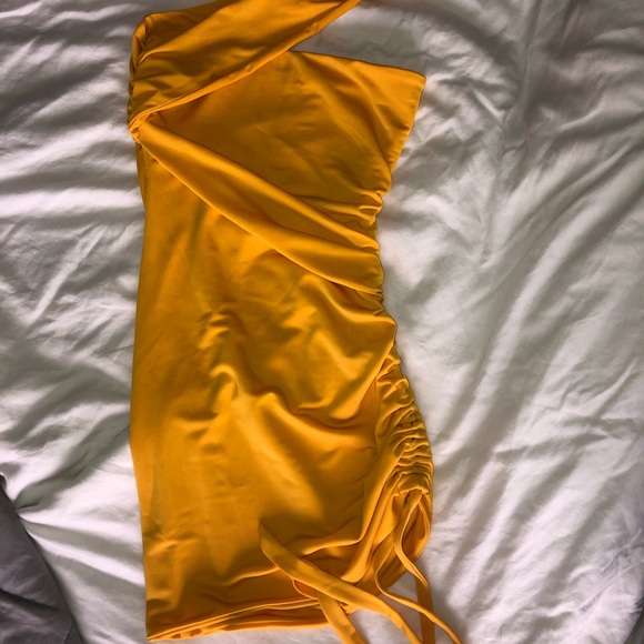 H:ours Solange Dress in Yellow Size Small - Picture 3 of 5